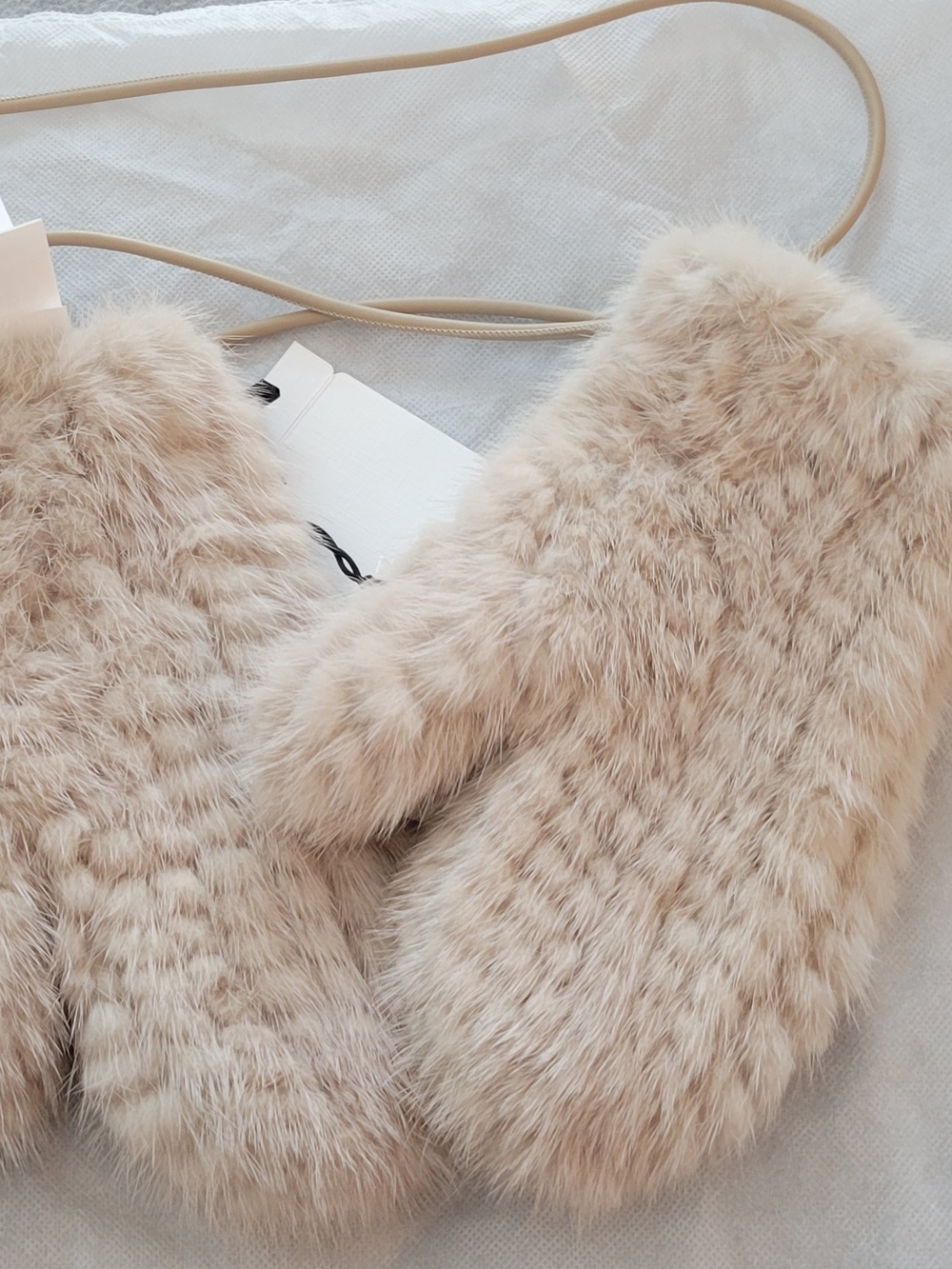 Max Mara Mink Mittens